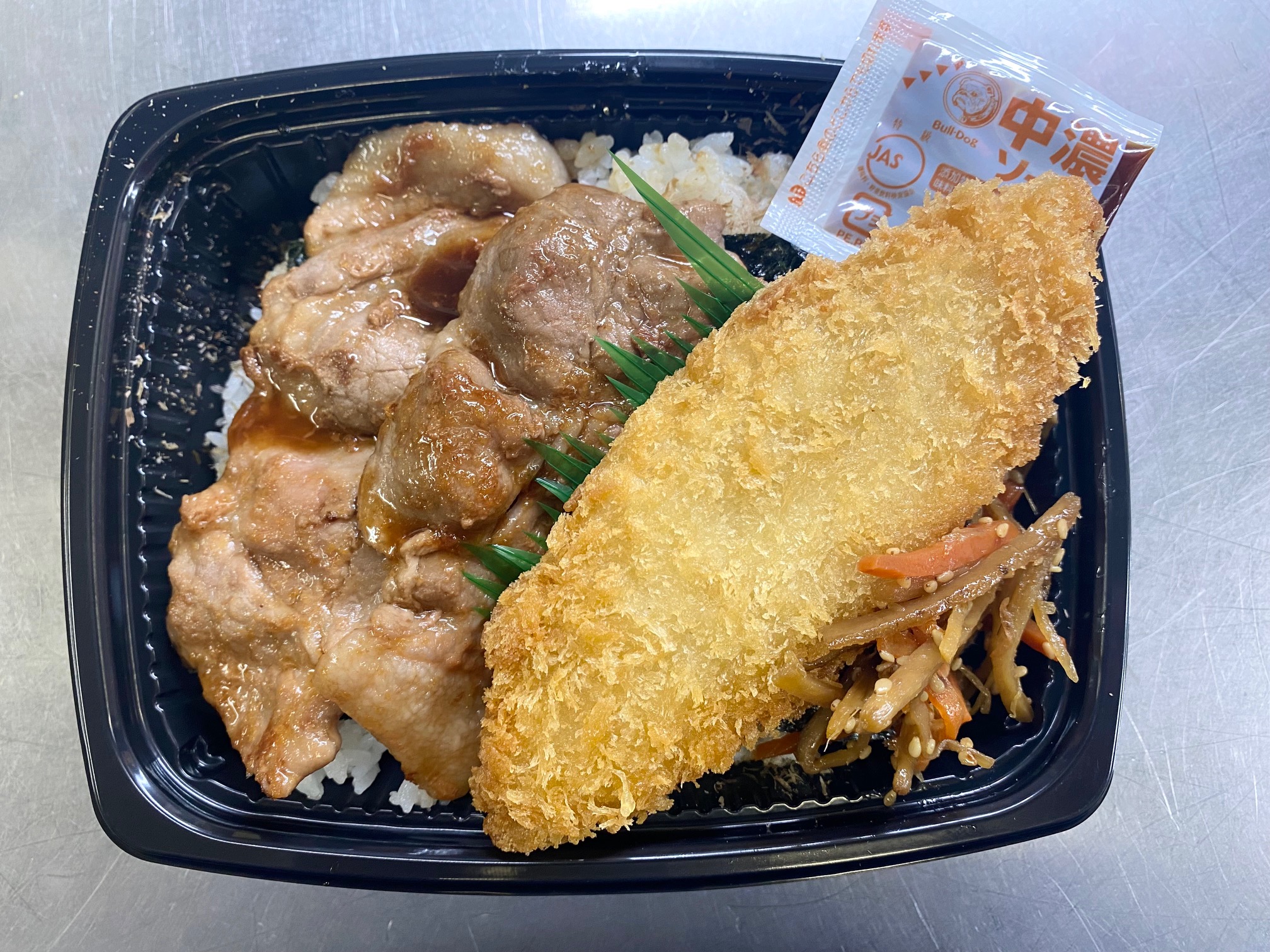 のり・生姜焼き丼